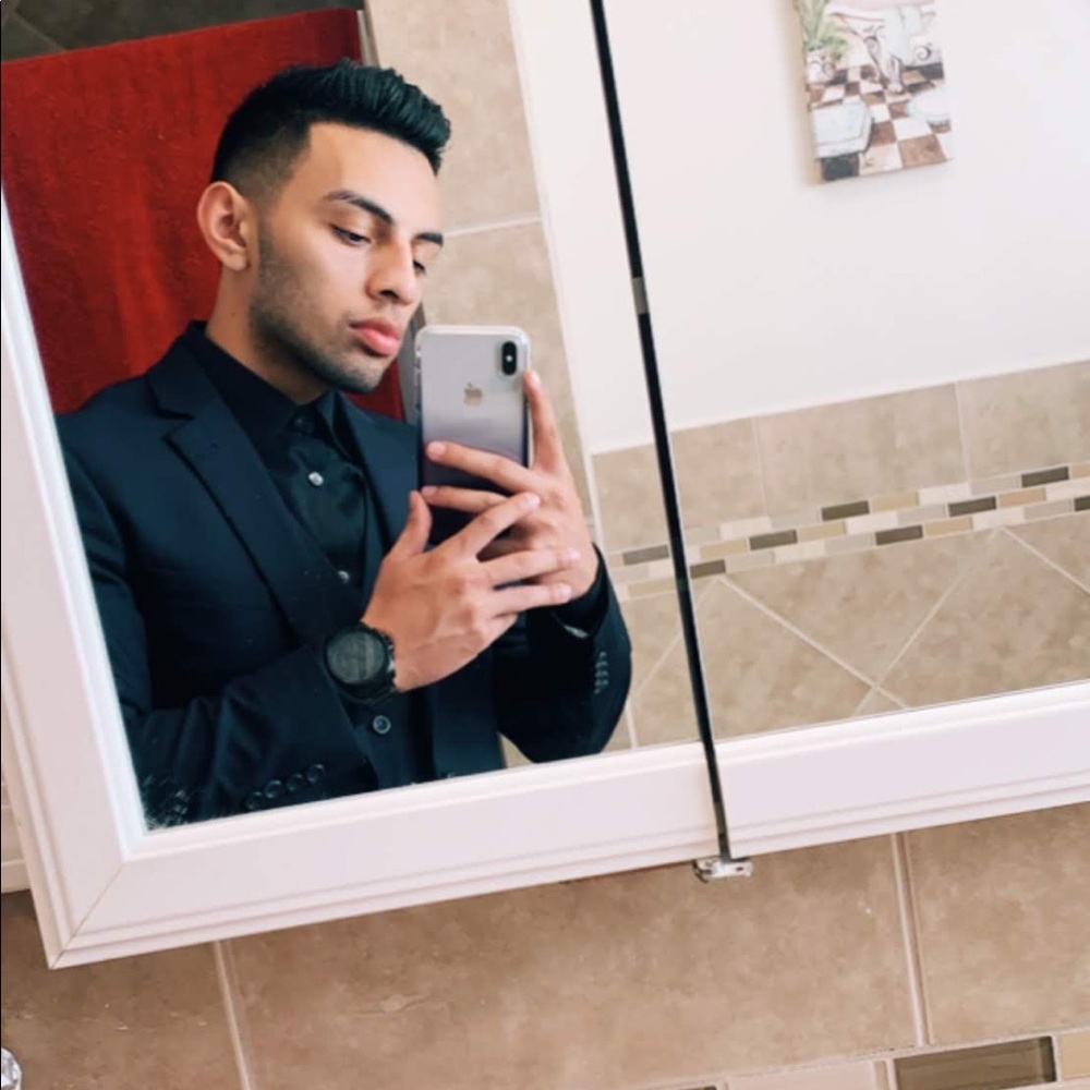 Meet your Posher, Andrew